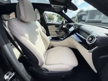 MERCEDES-BENZ GLC 220 d 4MATIC AIRMATIC PANO