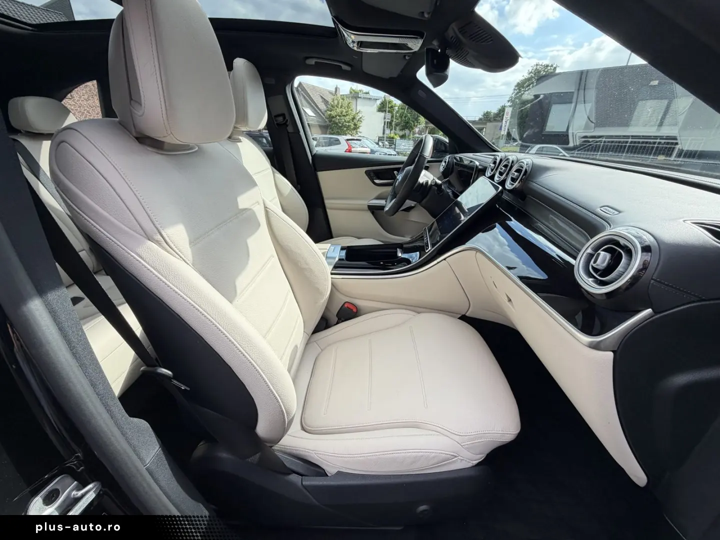MERCEDES-BENZ GLC 220 d 4MATIC AIRMATIC PANO