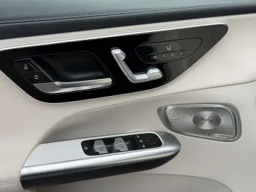 MERCEDES-BENZ GLC 220 d 4MATIC AIRMATIC PANO
