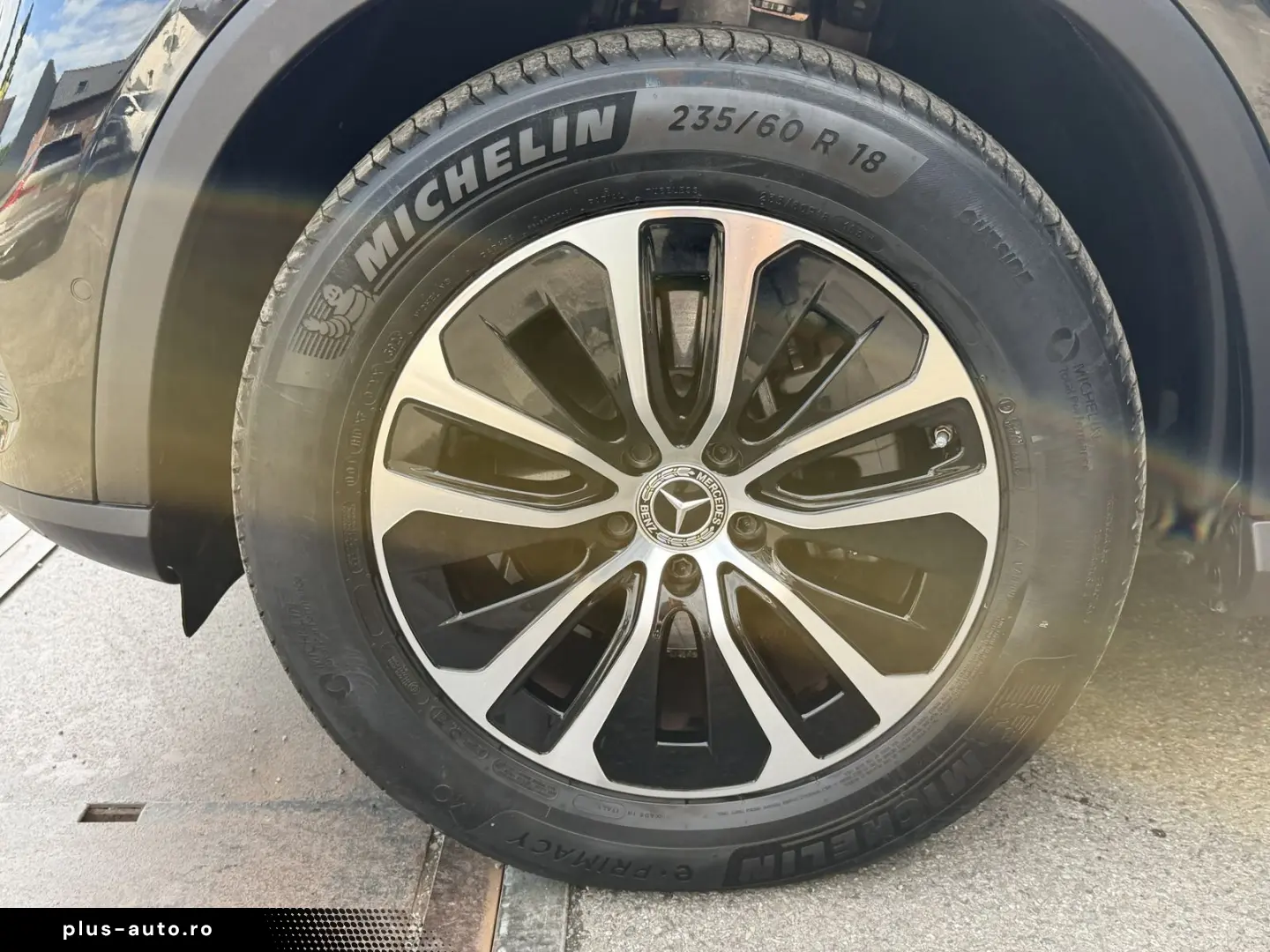 MERCEDES-BENZ GLC 220 d 4MATIC AIRMATIC PANO