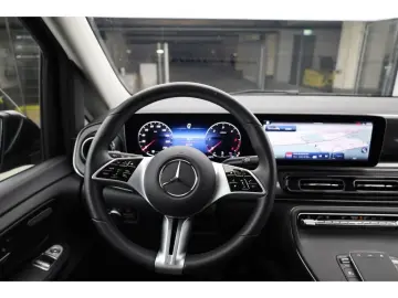 MERCEDES-BENZ V 220 d lang