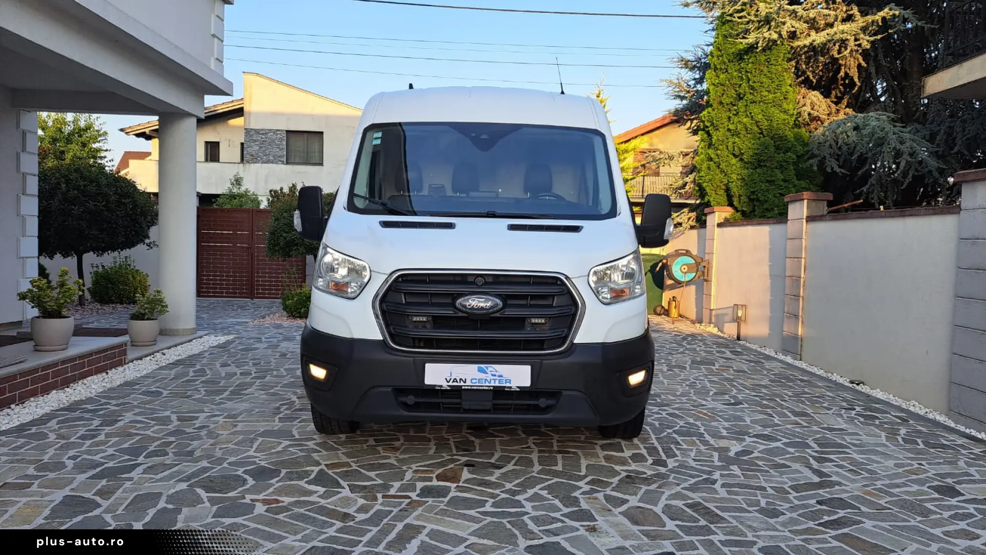FORD TRANSIT VAN TREND L3H2 FWD