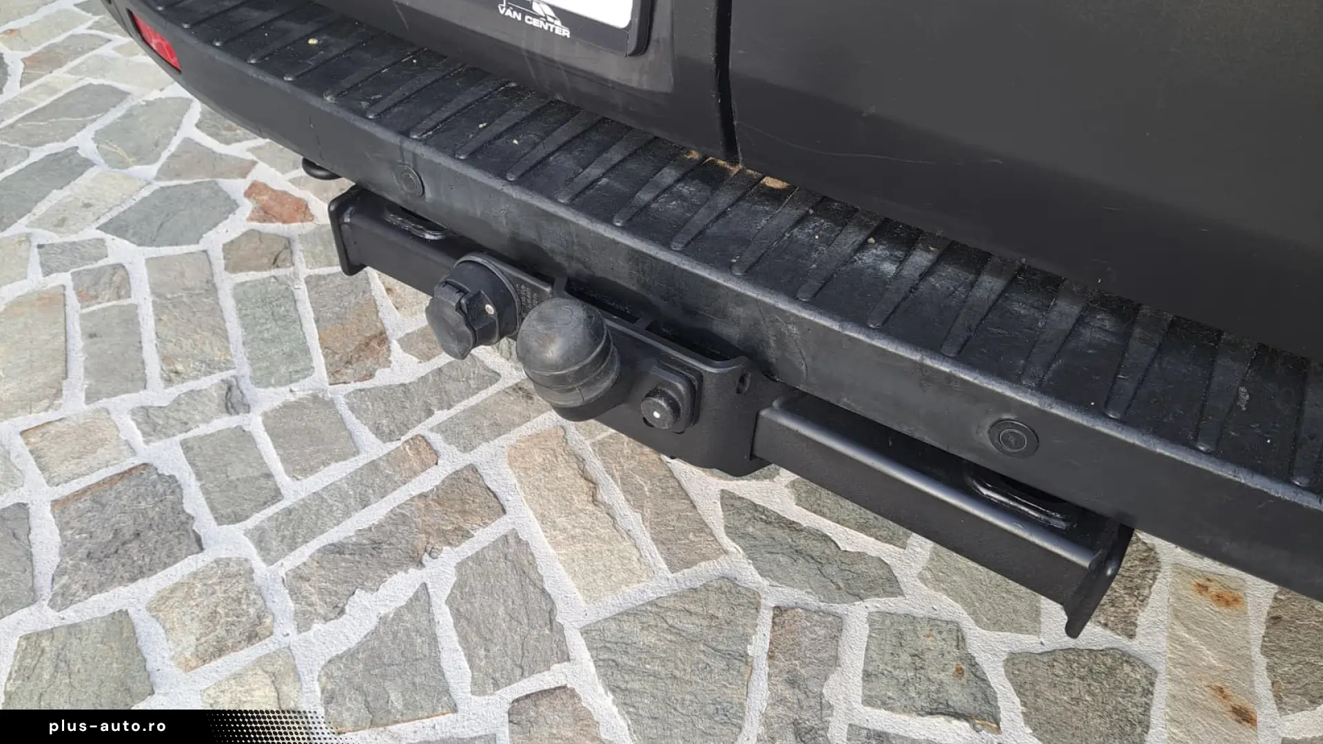 FORD TRANSIT VAN TREND L3H2 FWD