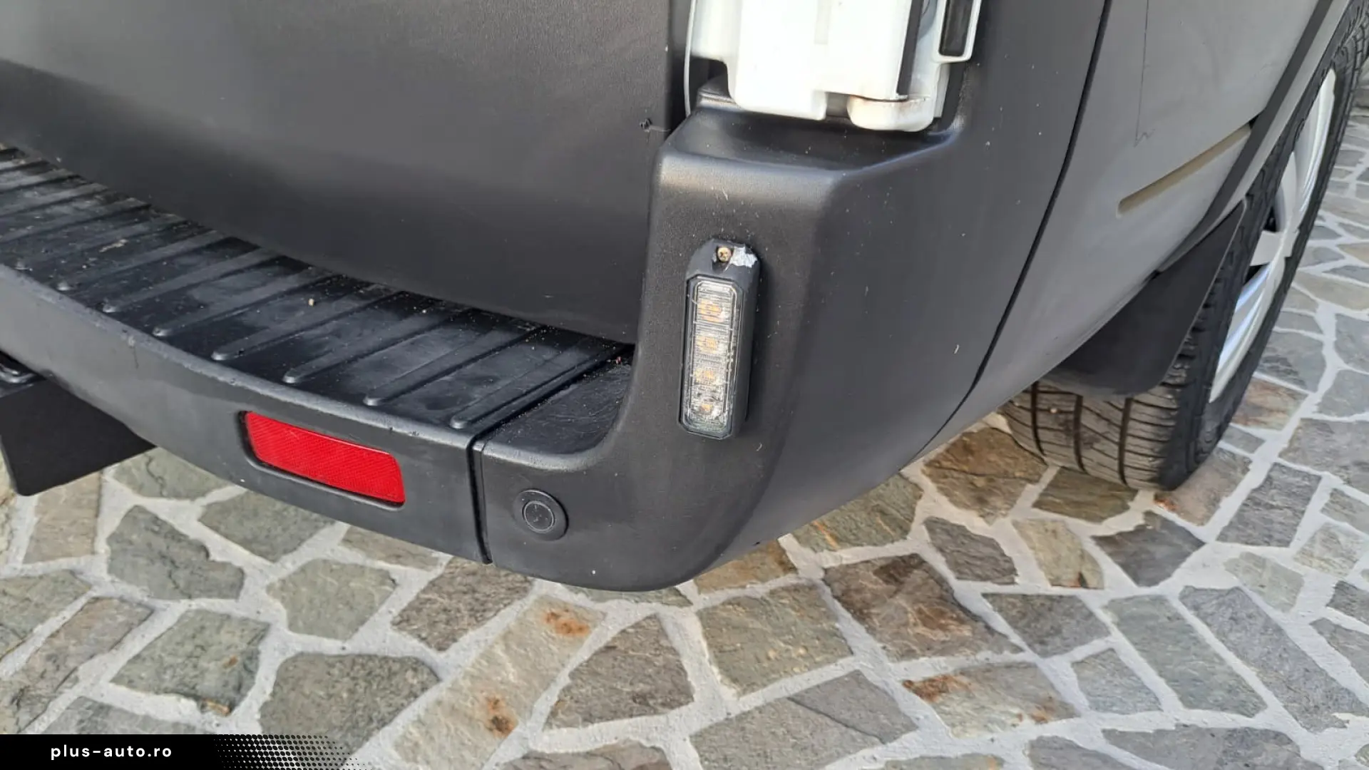 FORD TRANSIT VAN TREND L3H2 FWD
