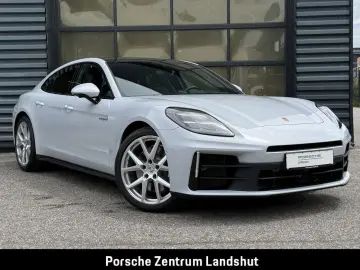 PORSCHE Panamera 4 E-Hybrid   Hinterachslenkung   BOSE