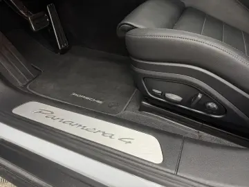 PORSCHE Panamera 4 E-Hybrid   Hinterachslenkung   BOSE