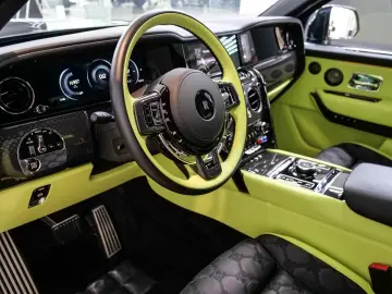 ROLLS ROYCE Cullinan Black Badge HUD PANO AHK 360 KAM RFK