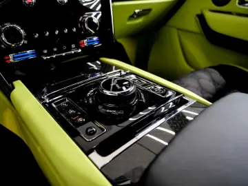 ROLLS ROYCE Cullinan Black Badge HUD PANO AHK 360 KAM RFK