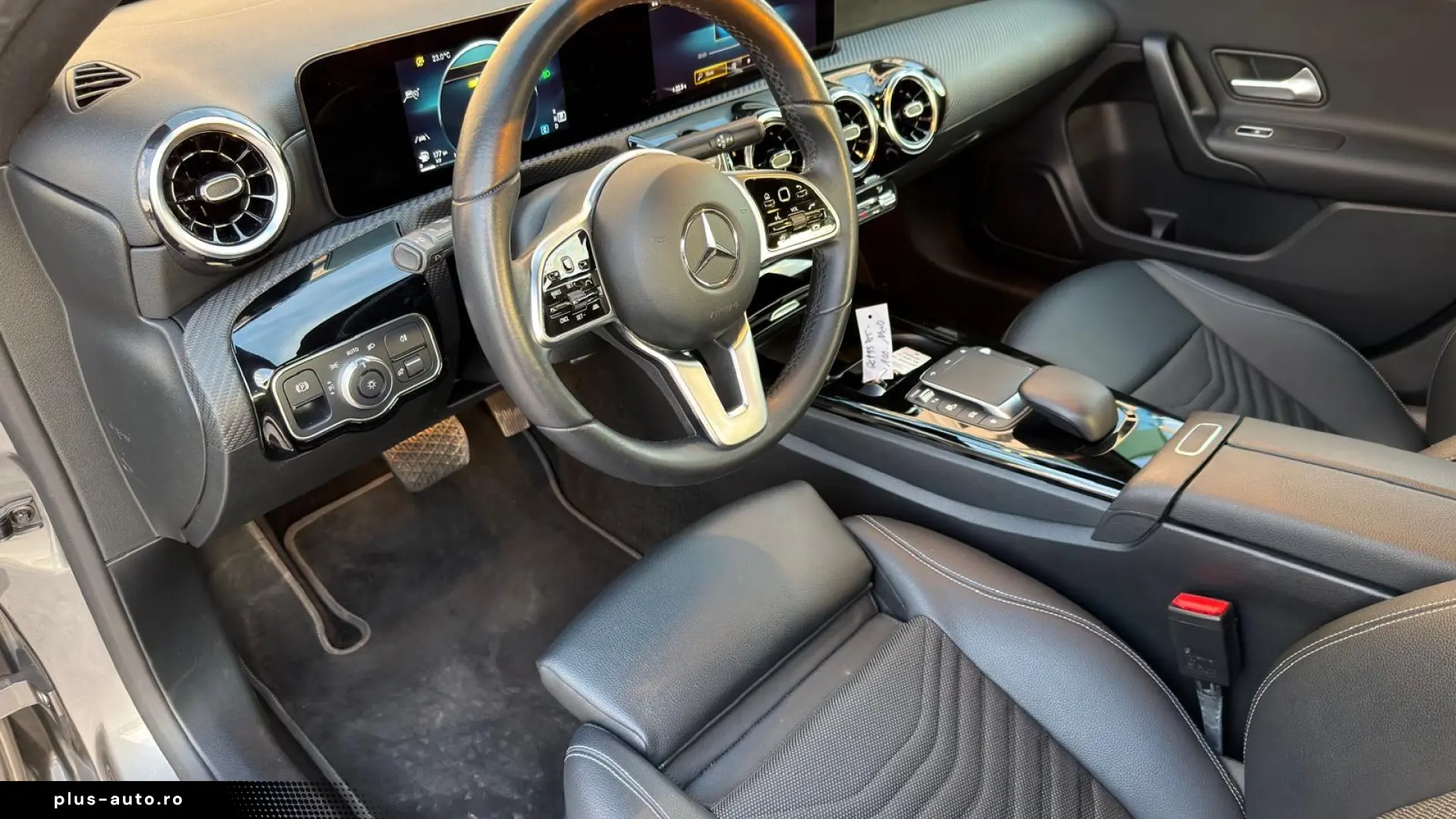 Mercedes-Benz A 180 d Sedan 8G-DCT Style