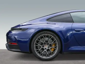PORSCHE 992 911 Carrera GTS Burmester Clubleder PCCB