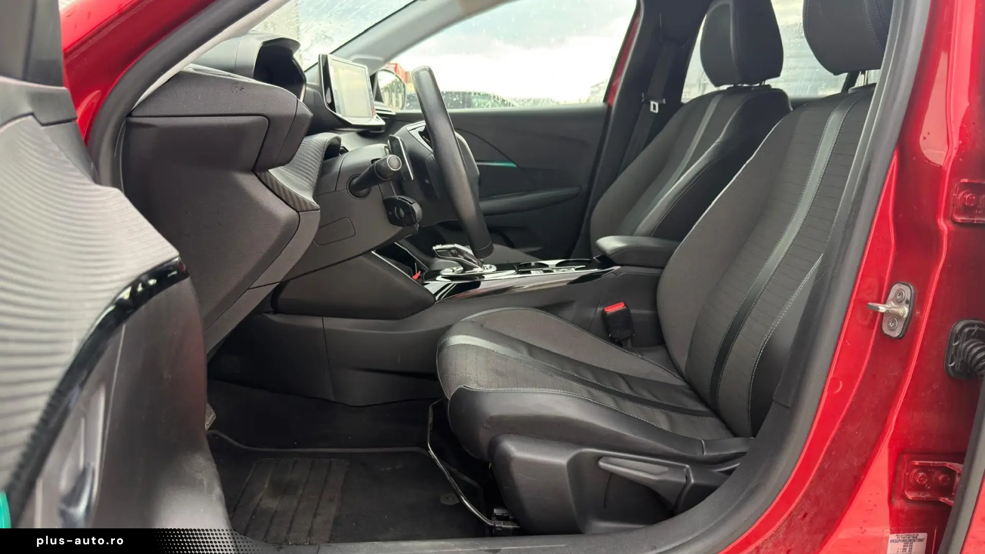 PEUGEOT 208 PURETECH 100 S&S EAT8 ROADTRIP