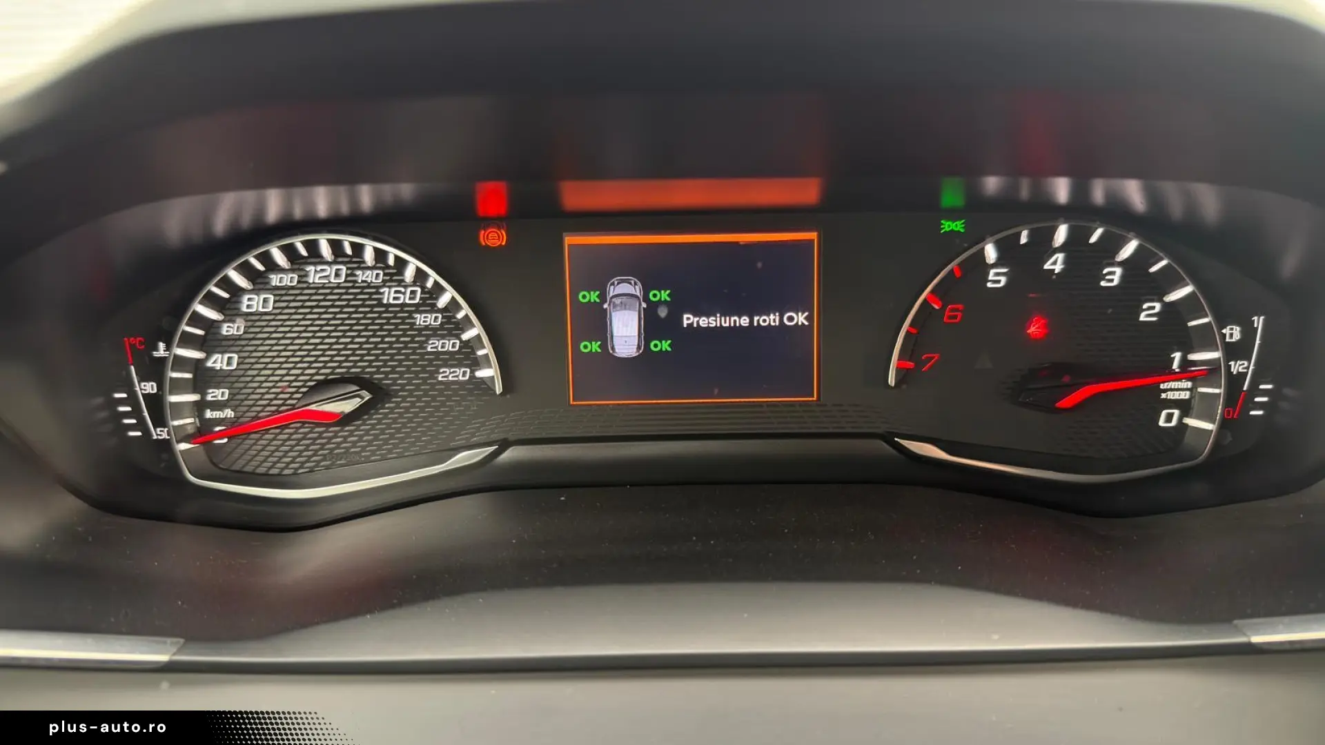 PEUGEOT 208 PURETECH 100 S&S EAT8 ROADTRIP