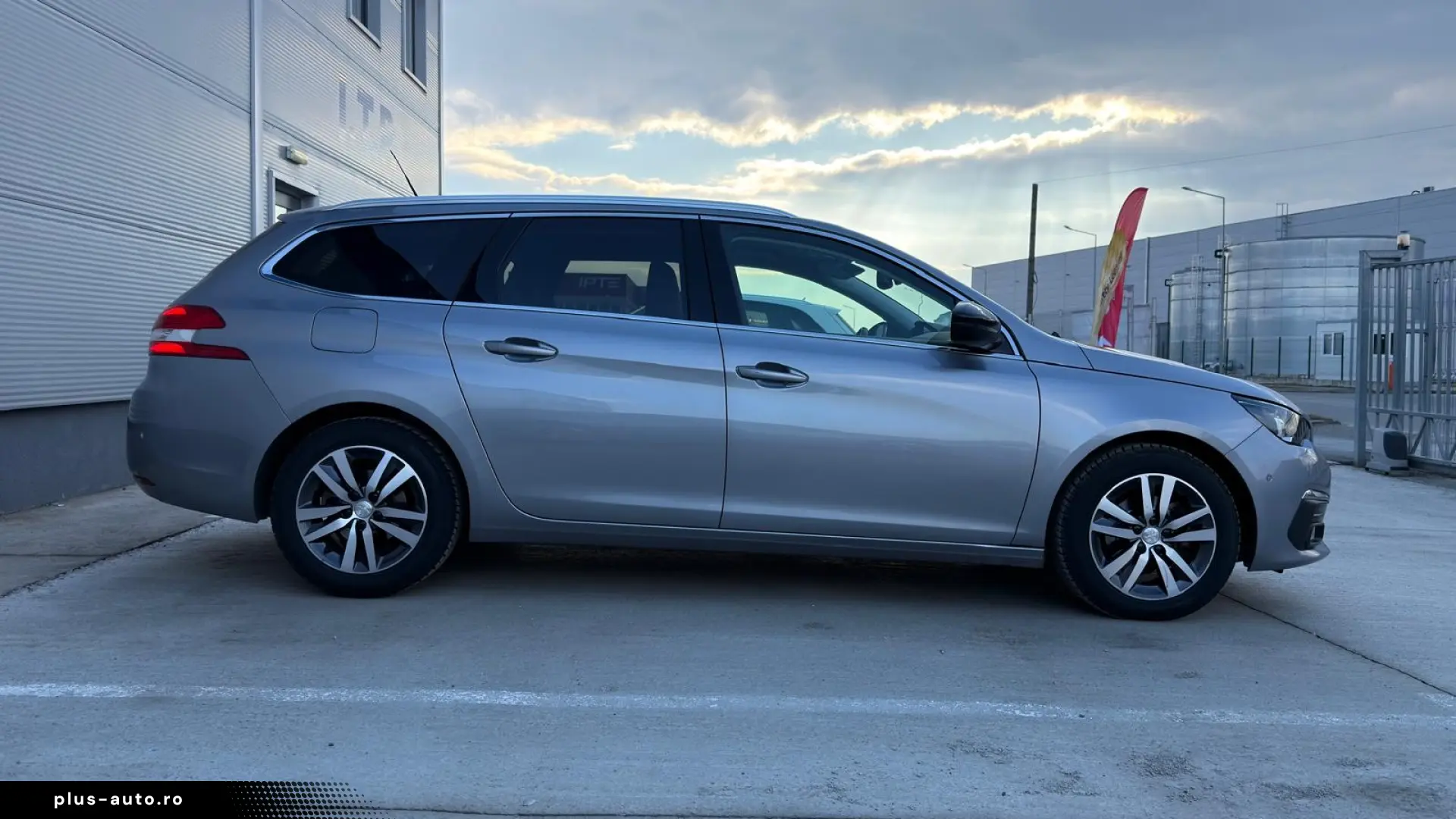 Peugeot 308 PureTech 130 GPF EAT8 Stop & Start Allure