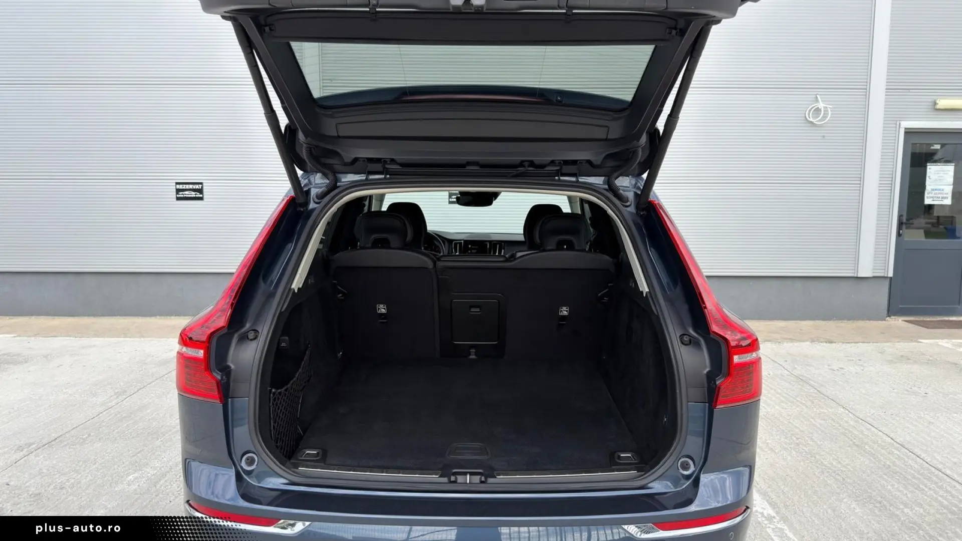 VOLVO XC60 B5 AWD INSCRIPTION
