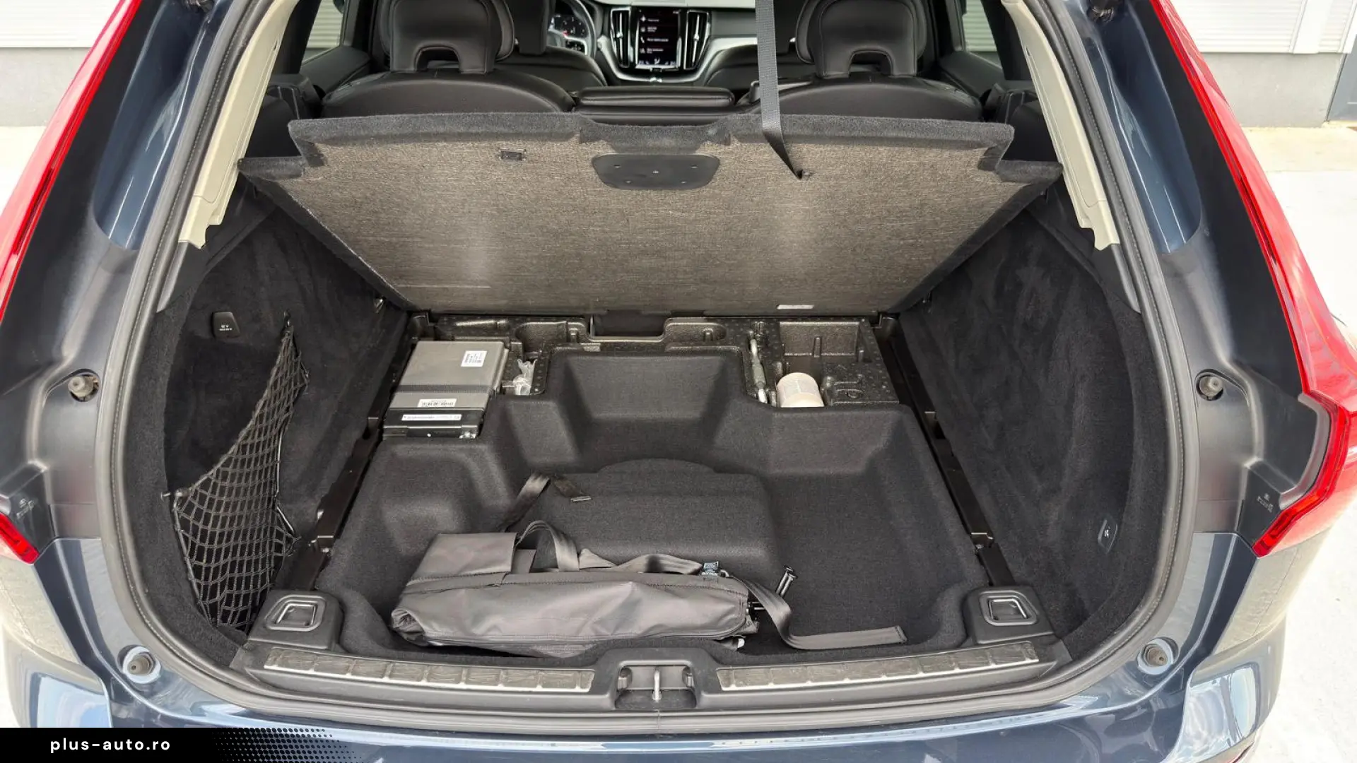 VOLVO XC60 B5 AWD INSCRIPTION