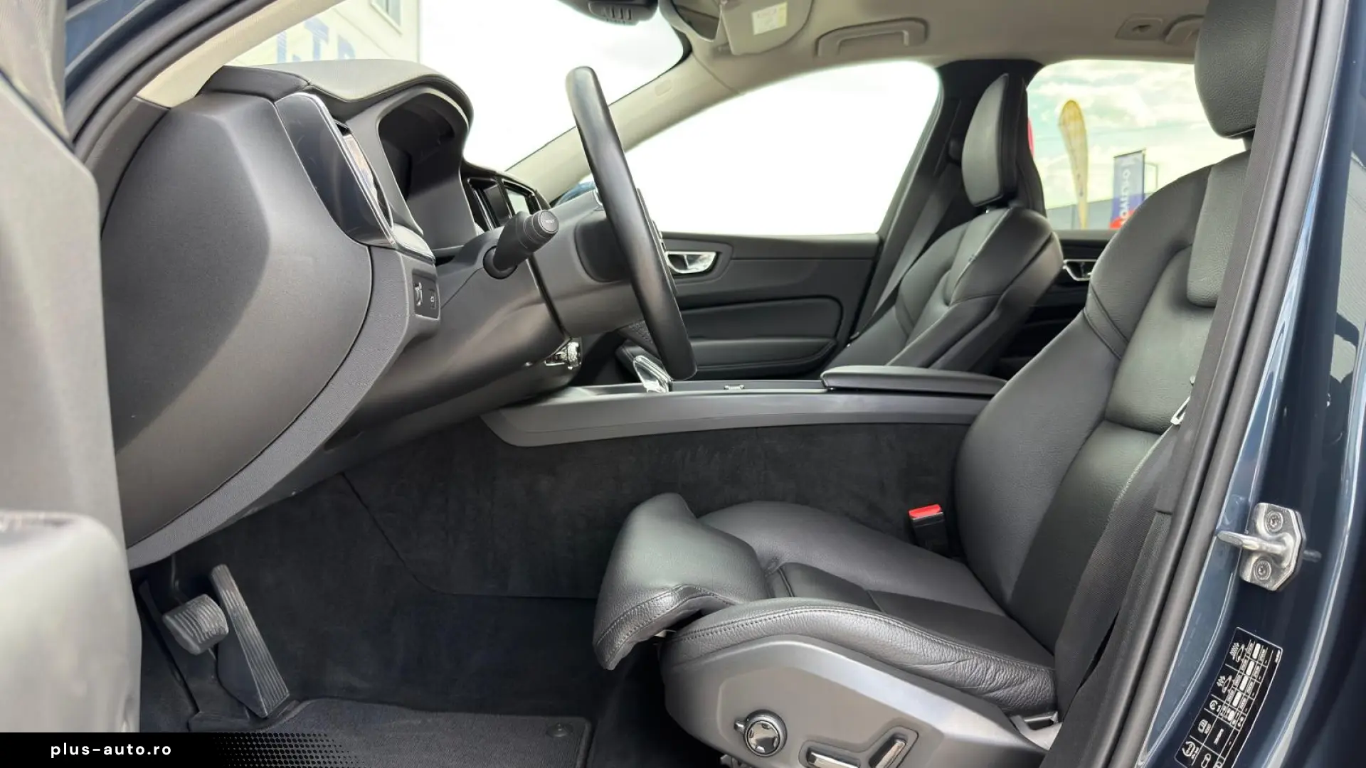 VOLVO XC60 B5 AWD INSCRIPTION