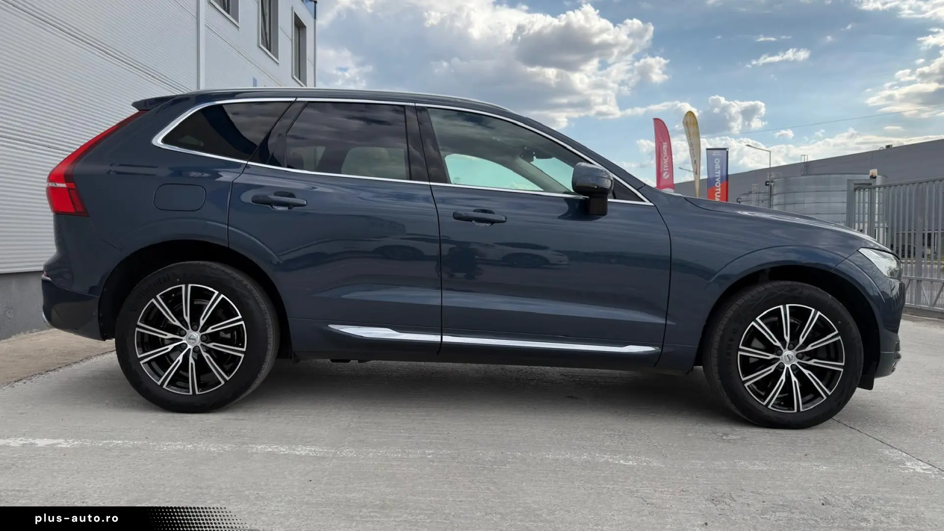 VOLVO XC60 B5 AWD INSCRIPTION