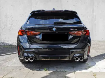 BMW M135 xDrive Driving Assistant
