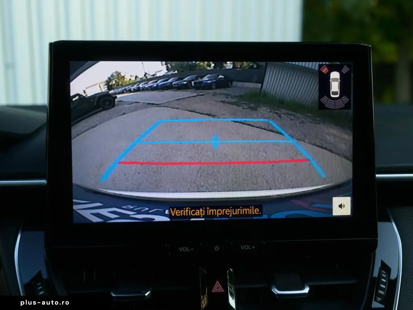 TOYOTA COROLLA Hybrid Distronic Lane assist Bord digital Key