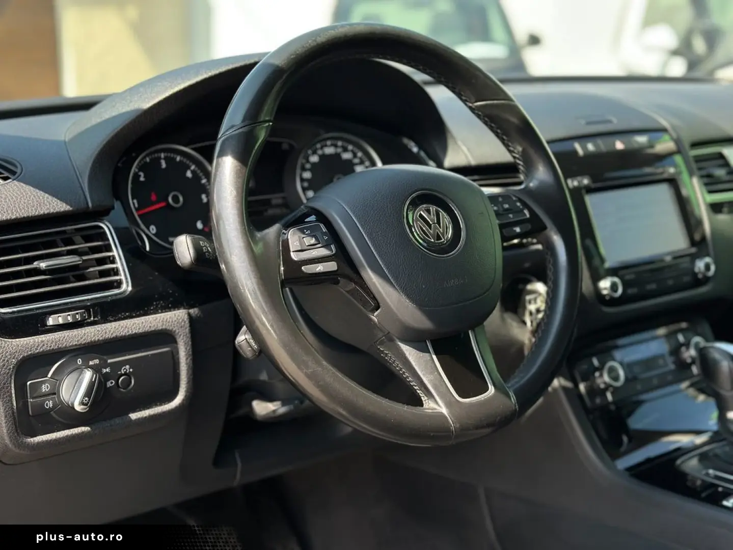 Volkswagen Touareg 3.0TDI 245CP Pneumatic LED Cam.360 Garant