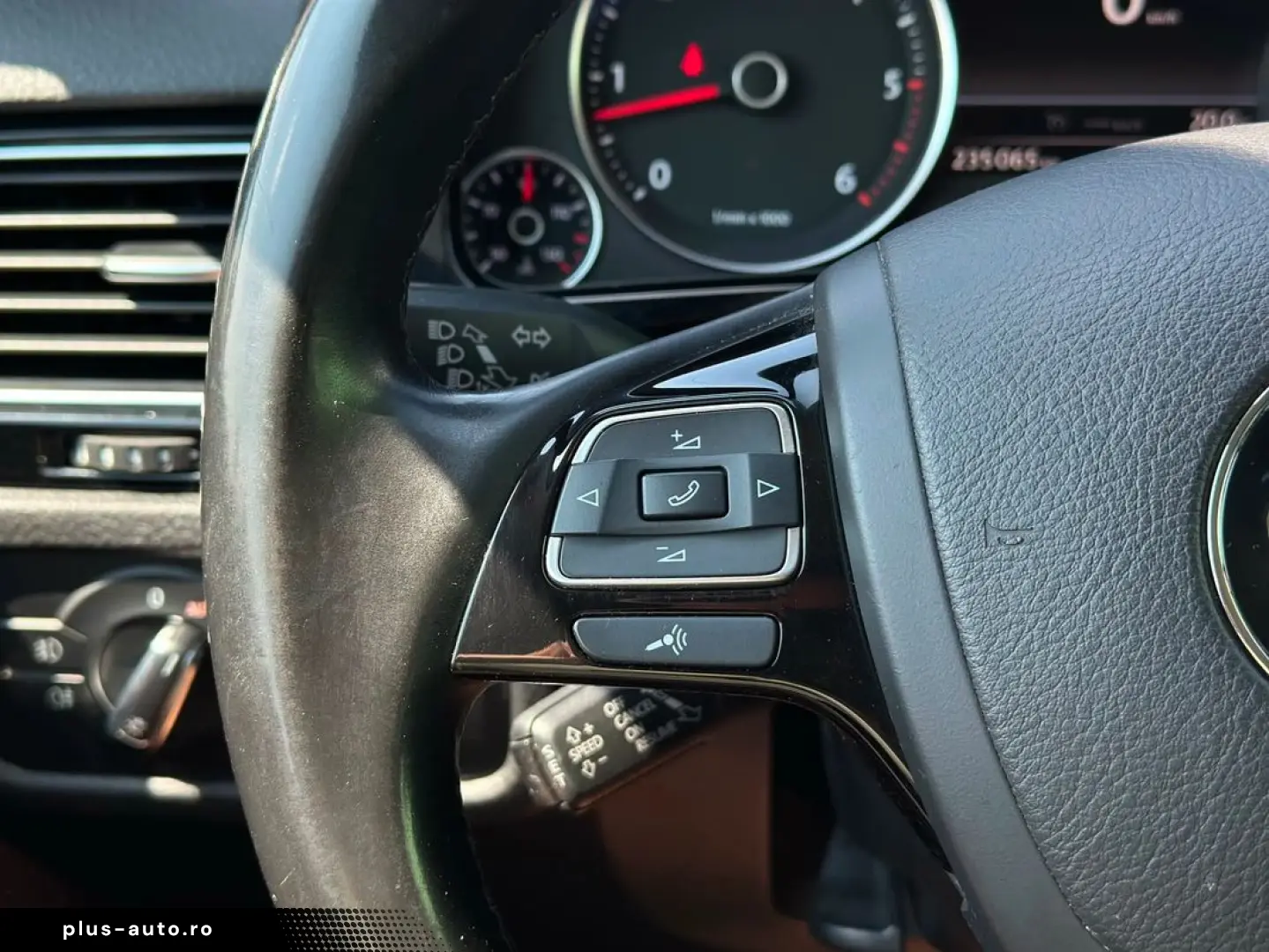 Volkswagen Touareg 3.0TDI 245CP Pneumatic LED Cam.360 Garant