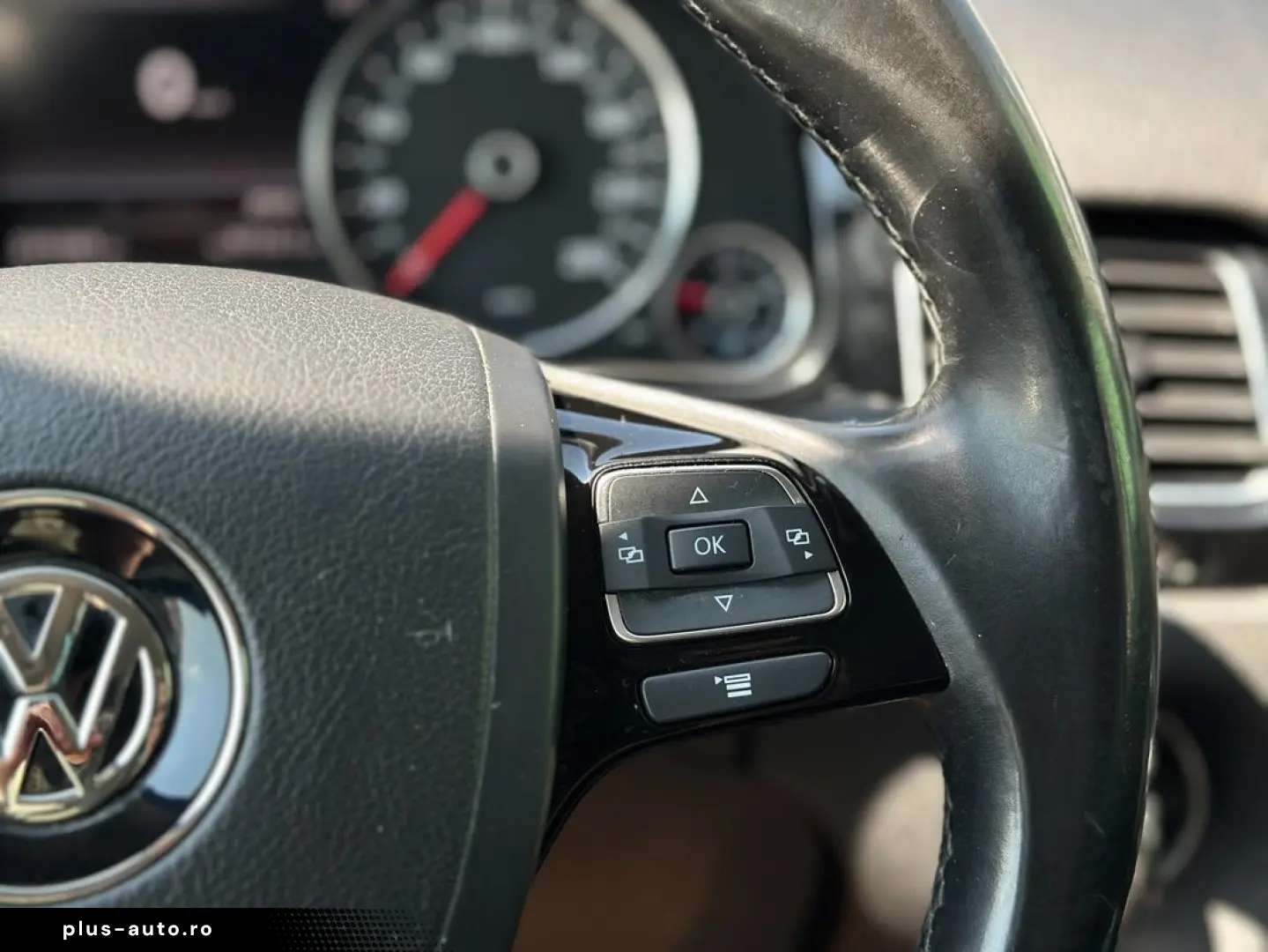 Volkswagen Touareg 3.0TDI 245CP Pneumatic LED Cam.360 Garant