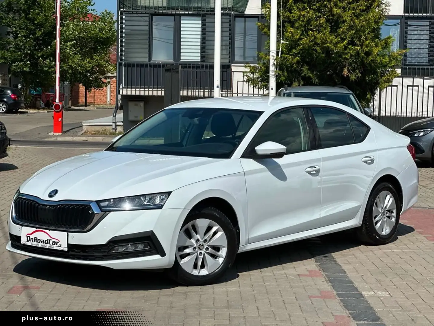 Skoda Octavia 1.5TSI DSG LED Kessy Carplay Garantie Finantar