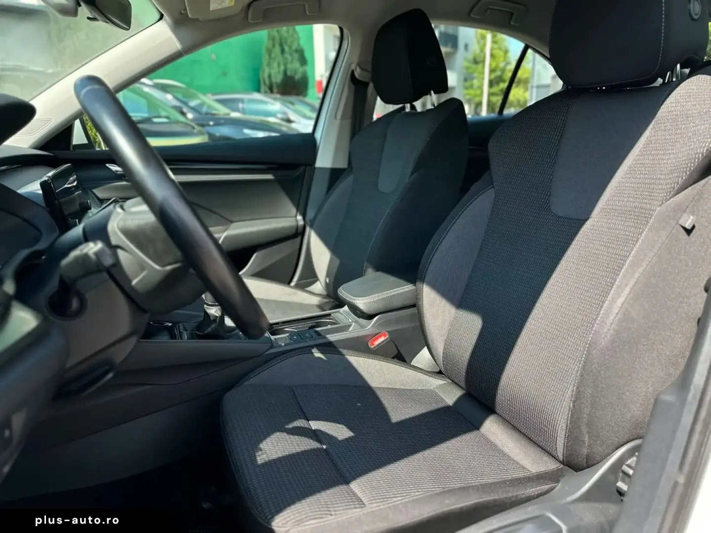 Skoda Octavia 1.5TSI DSG LED Kessy Carplay Garantie Finantar