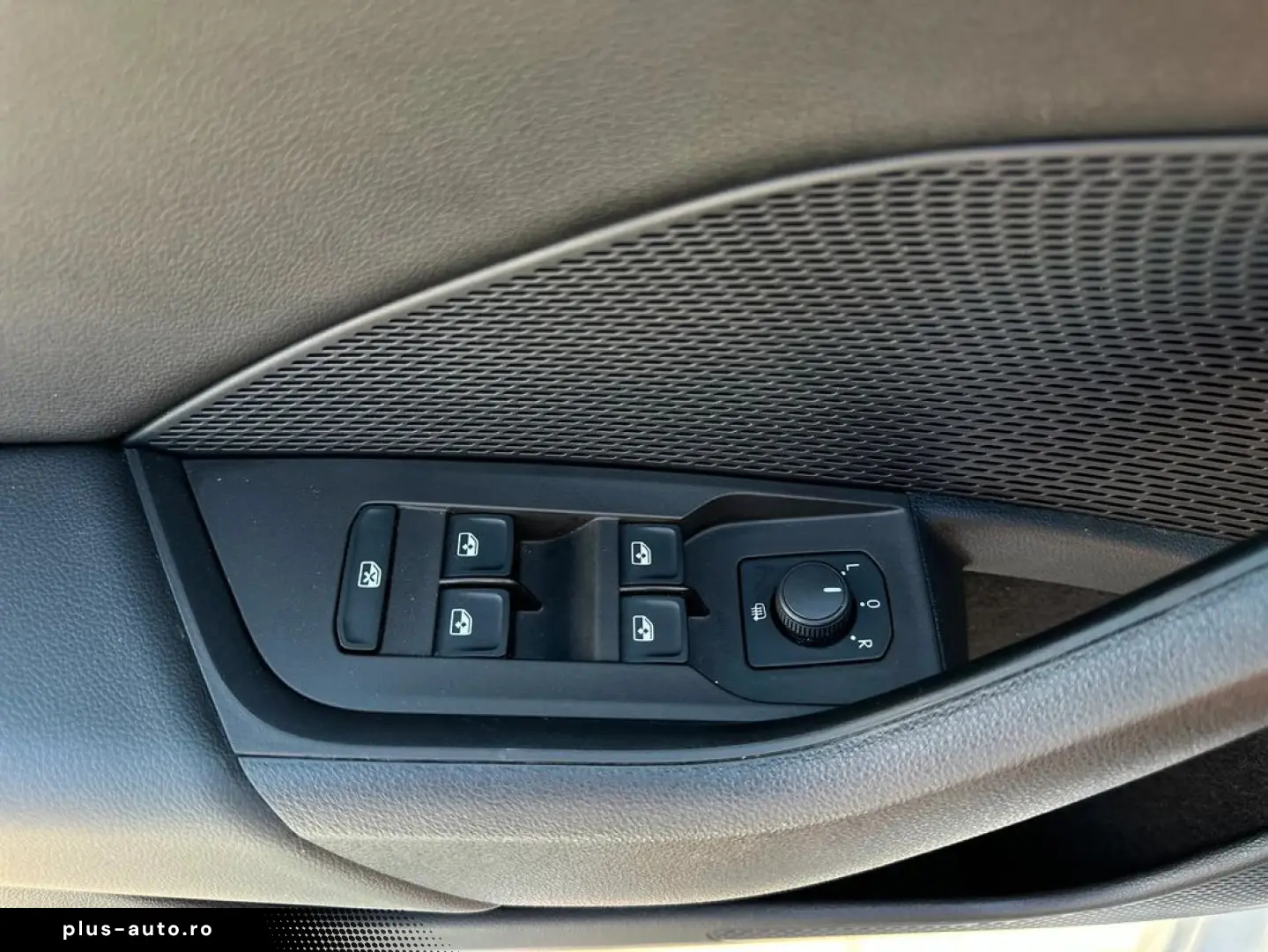 Skoda Octavia 1.5TSI DSG LED Kessy Carplay Garantie Finantar