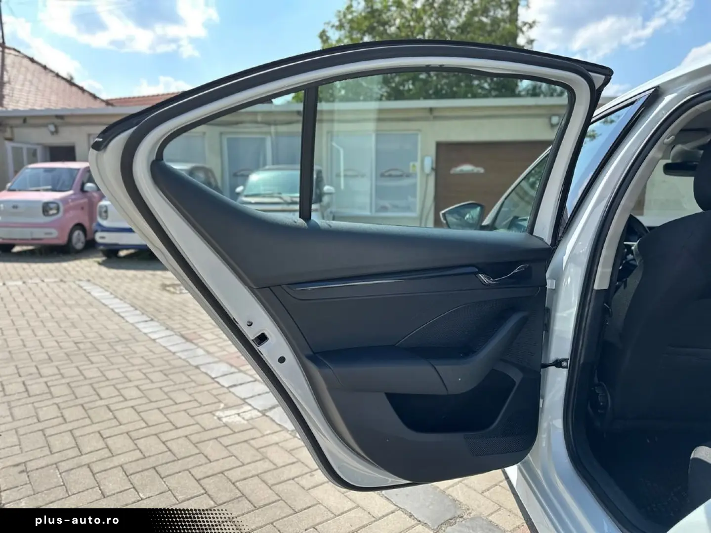Skoda Octavia 1.5TSI DSG LED Kessy Carplay Garantie Finantar
