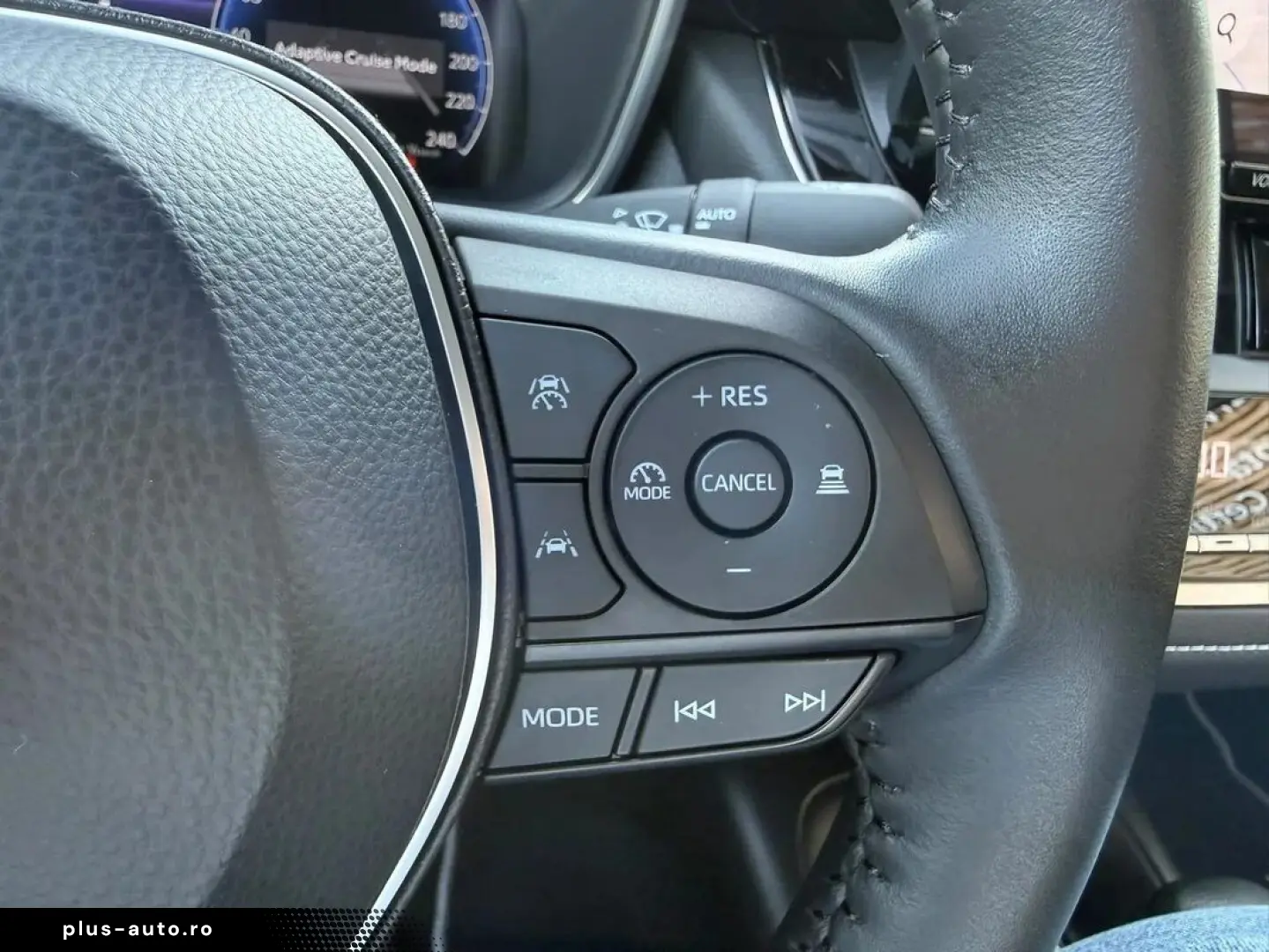 Toyota Corolla Sedan 1.8 Hybrid Business Hsd E-CVT