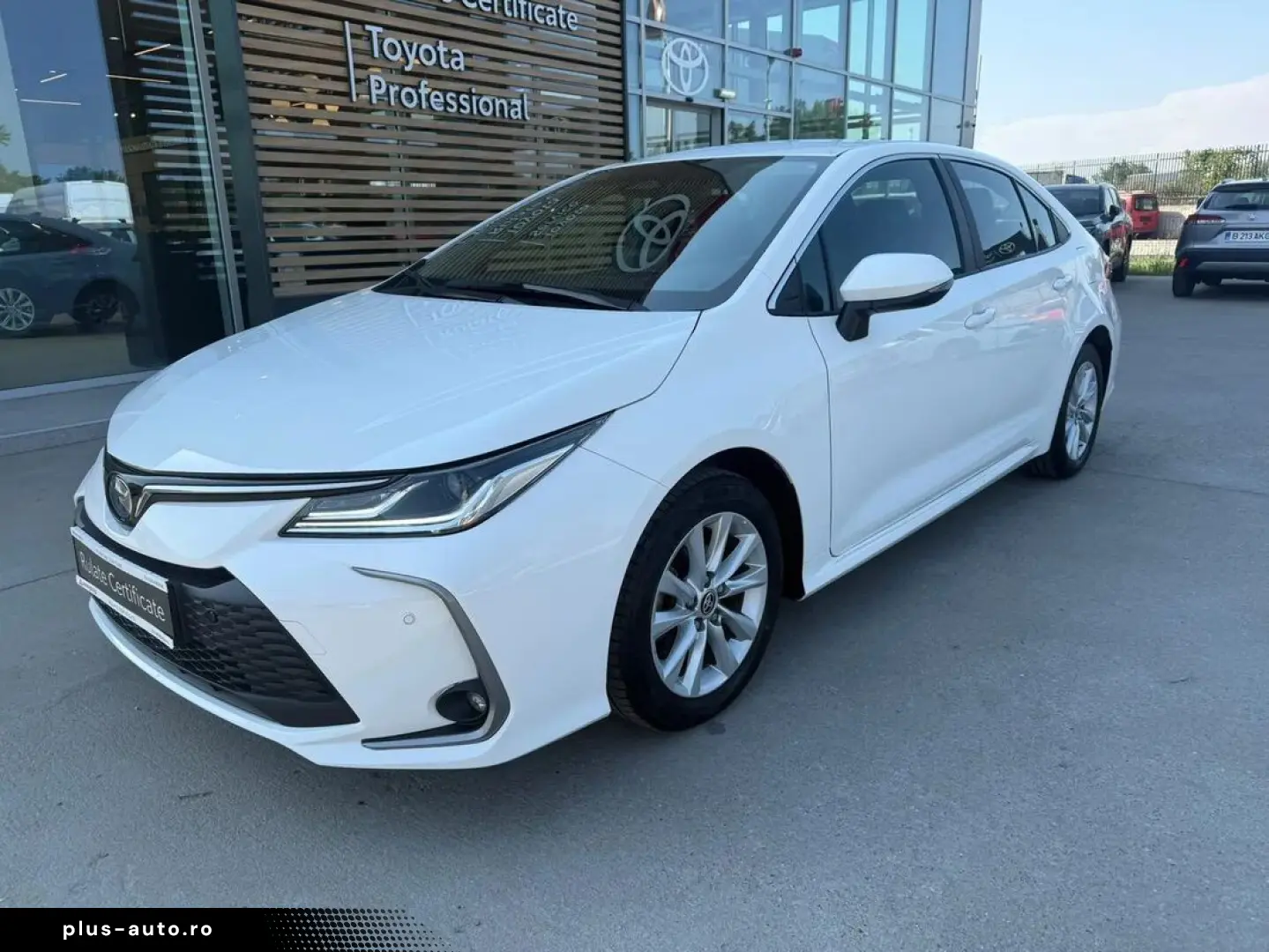Toyota Corolla Sedan 1.8 Hybrid Business Hsd E-CVT