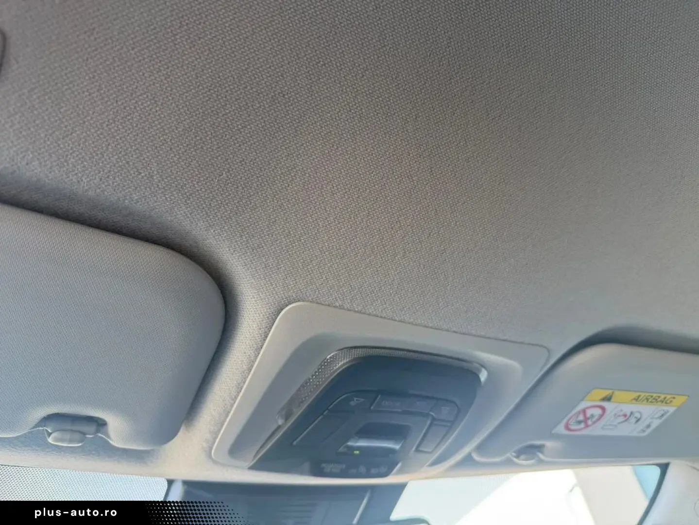 Toyota Corolla Sedan 1.8 Hybrid Business Hsd E-CVT