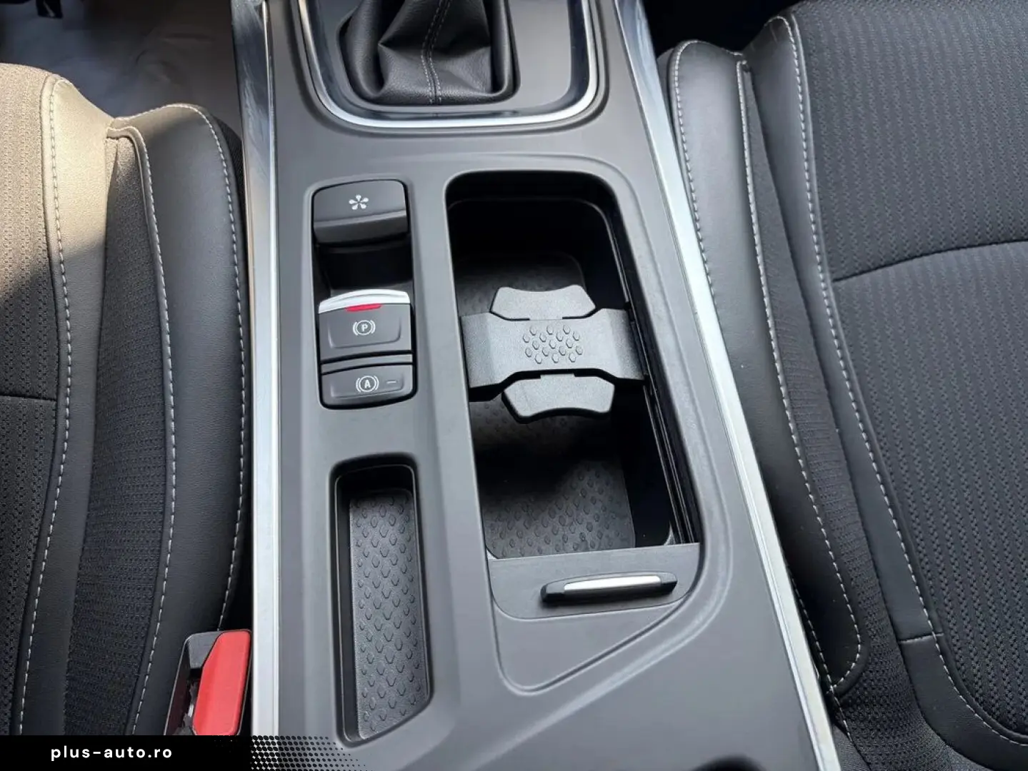 Renault Megane Sedan 1.3 TCe 140CP Techno Edc