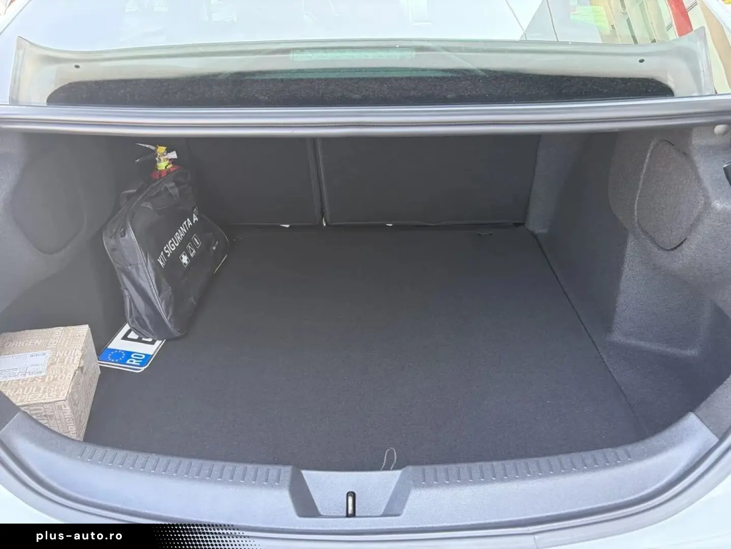 Renault Megane Sedan 1.3 TCe 140CP Techno Edc