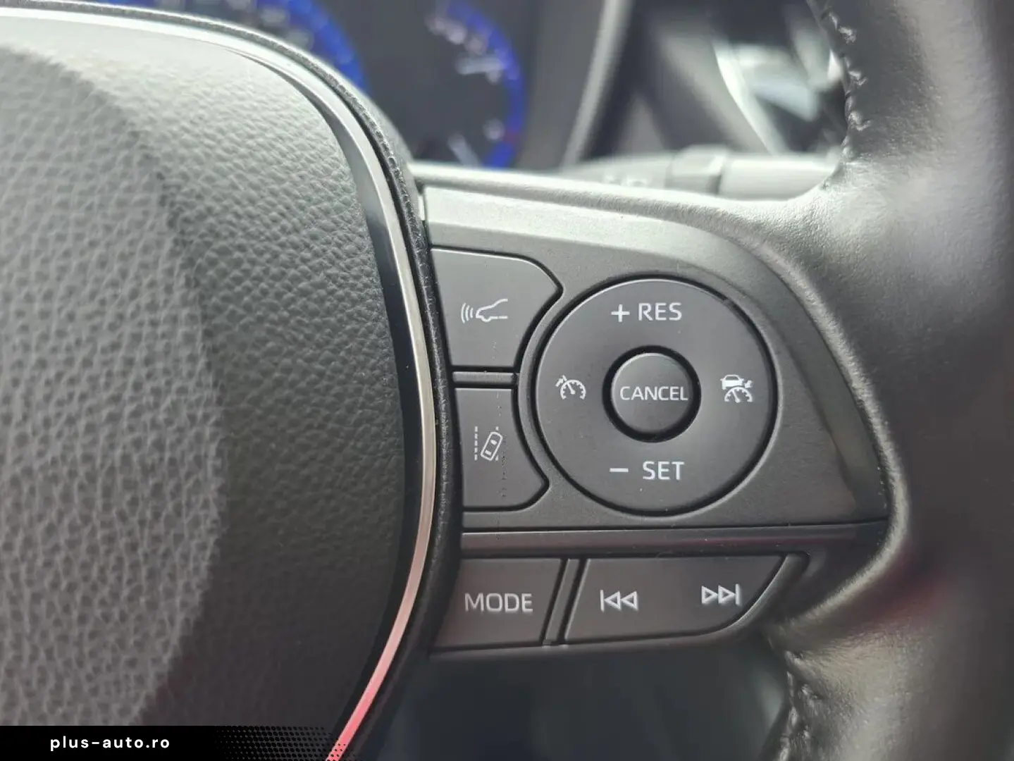 Toyota Corolla Hybrid - Dynamic