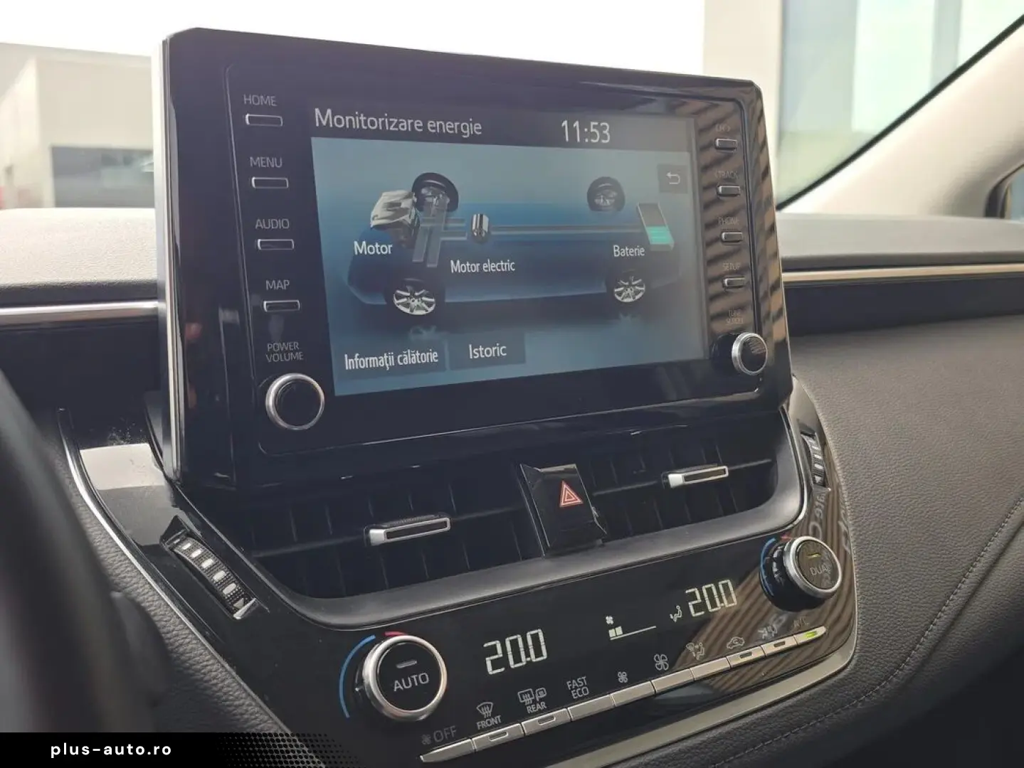 Toyota Corolla Hybrid - Dynamic