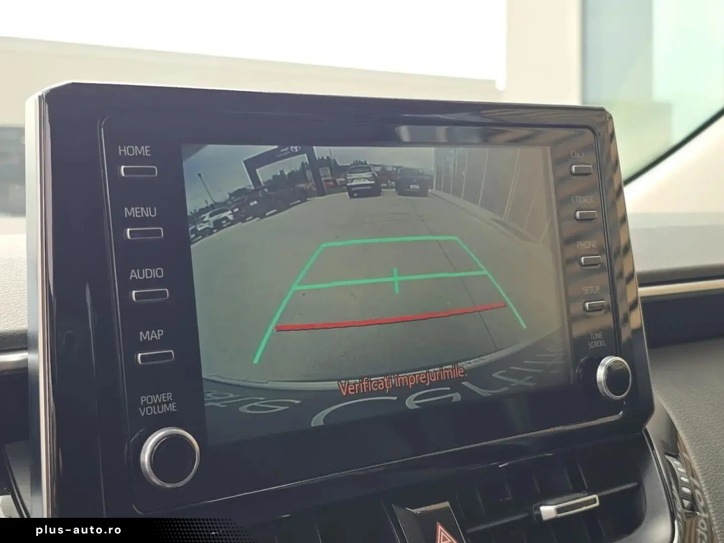 Toyota Corolla Hybrid - Dynamic