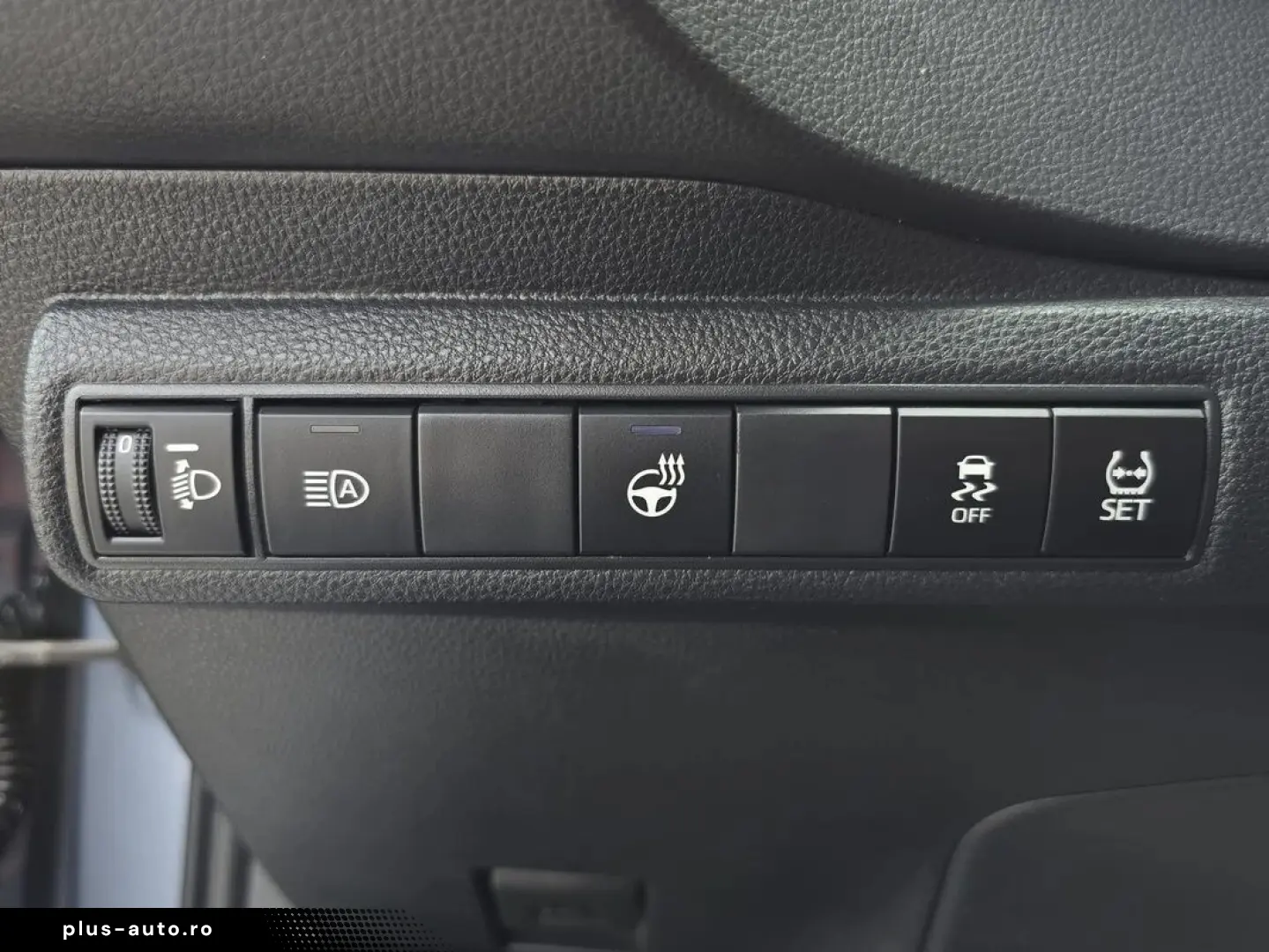 Toyota Corolla Hybrid - Dynamic