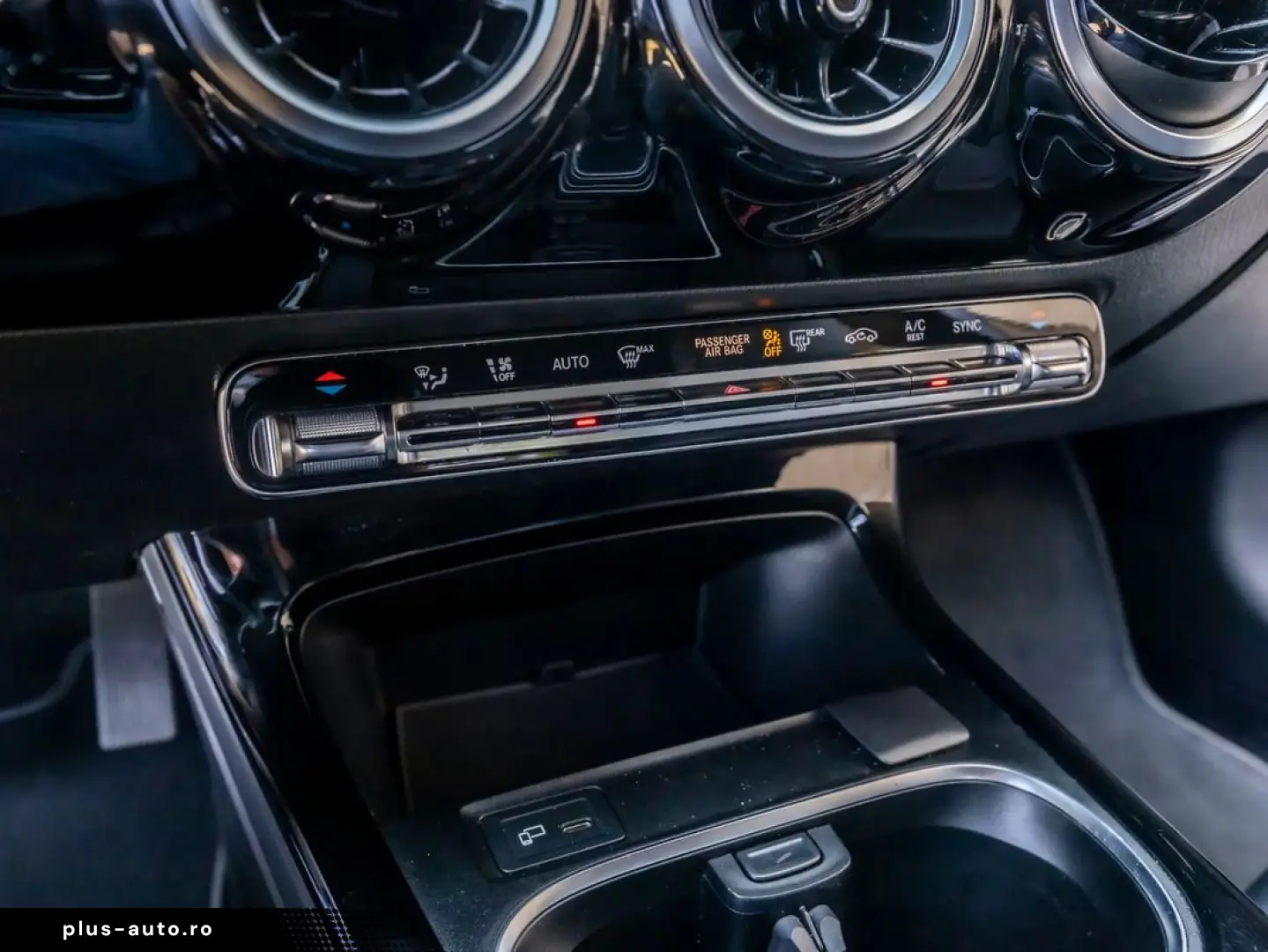 Mercedes-Benz A-180