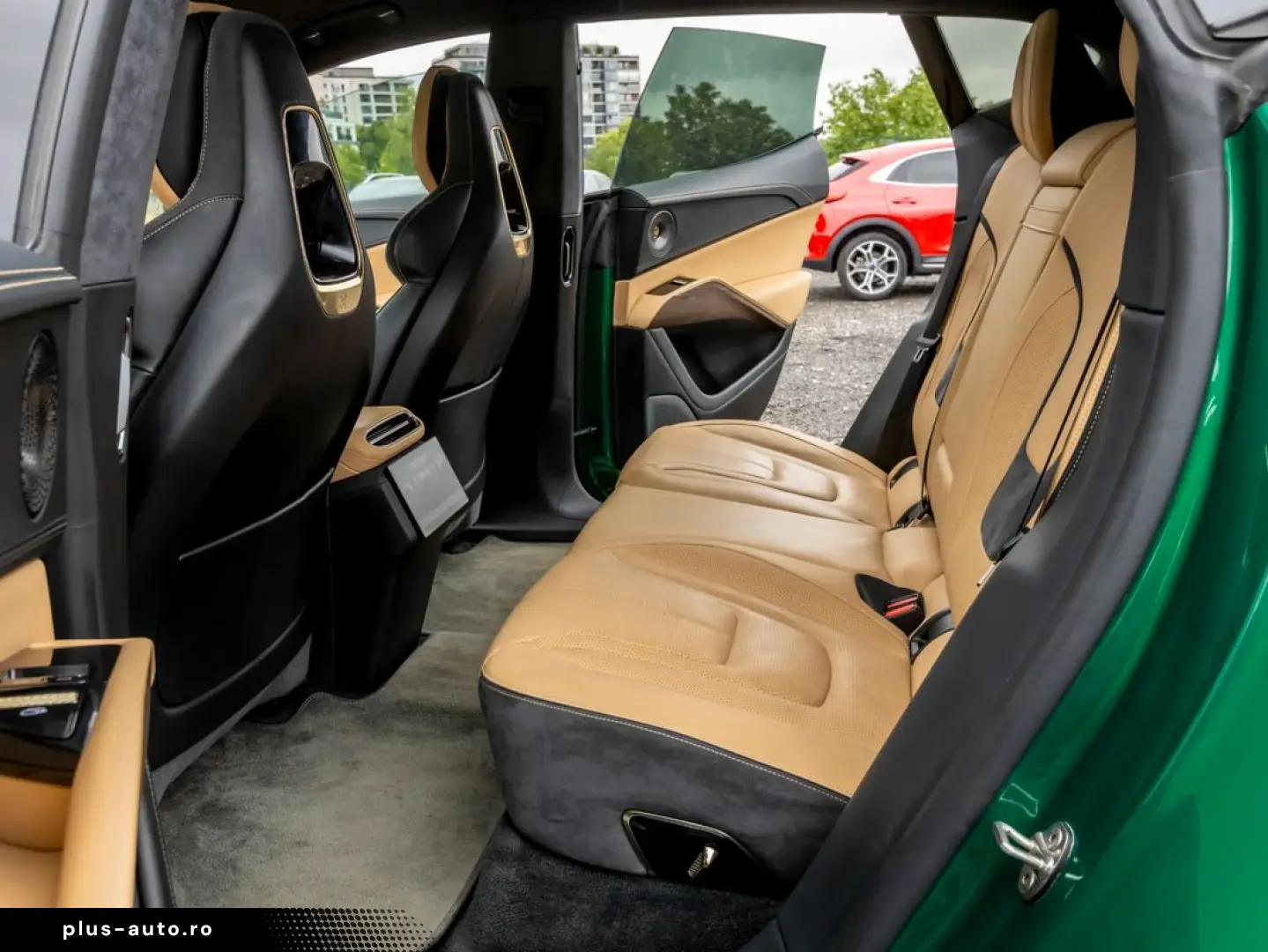 Lotus Eletre