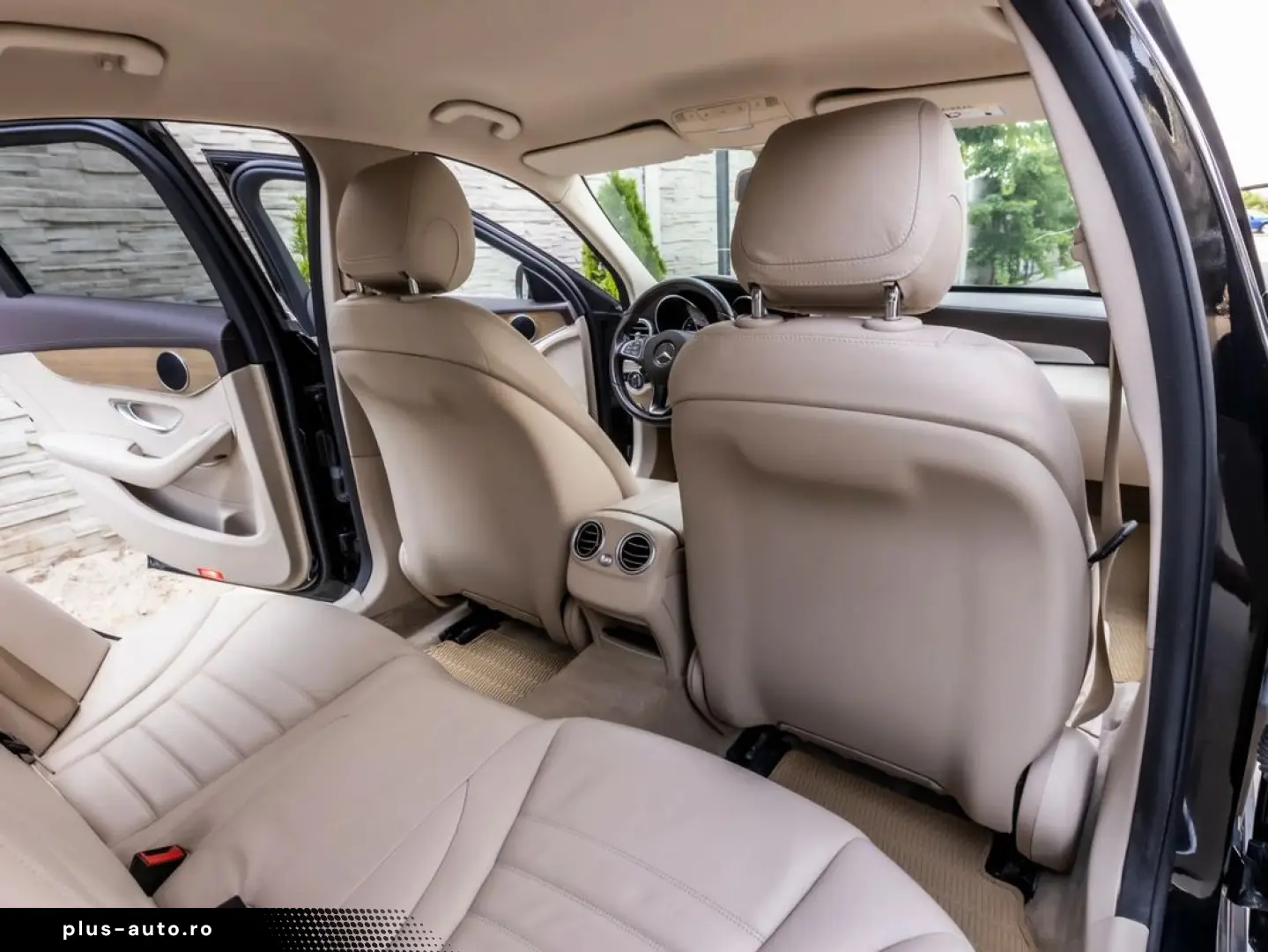 Mercedes-Benz C 220 d 4MATIC     170 CP    Luxury    2017