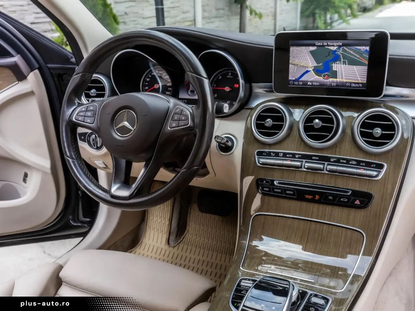 Mercedes-Benz C 220 d 4MATIC     170 CP    Luxury    2017