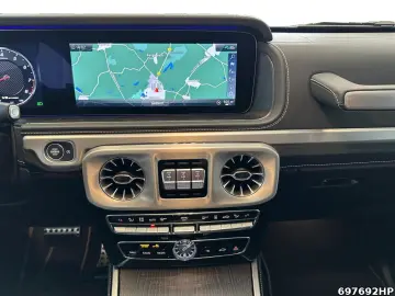MERCEDES-BENZ G 63 AMG SUPERIOR DISTRONIC AHK 360  Burmester