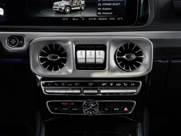 MERCEDES-BENZ G 63 AMG Superior-NightPaket-StandHZG-360