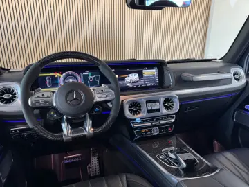 MERCEDES-BENZ G63 AMG Superior Std-Hzg Burm. TV PANO…
