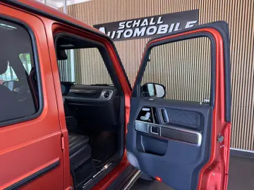 MERCEDES-BENZ G63 AMG Superior Std-Hzg Burm. TV PANO…