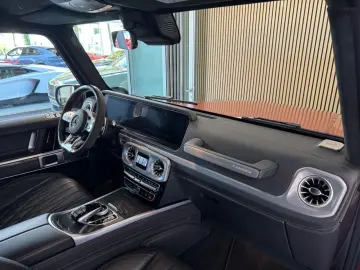 MERCEDES-BENZ G63 AMG Superior Std-Hzg Burm. TV PANO…