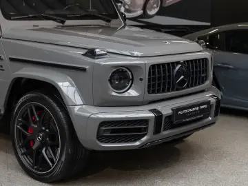MERCEDES-BENZ G 63 AMG Burmester Superior RearSeat N…