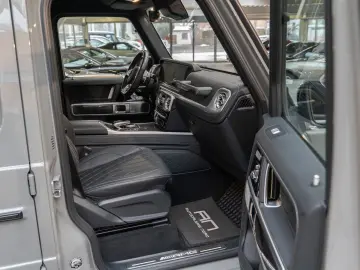 MERCEDES-BENZ G 63 AMG Burmester Superior RearSeat N…